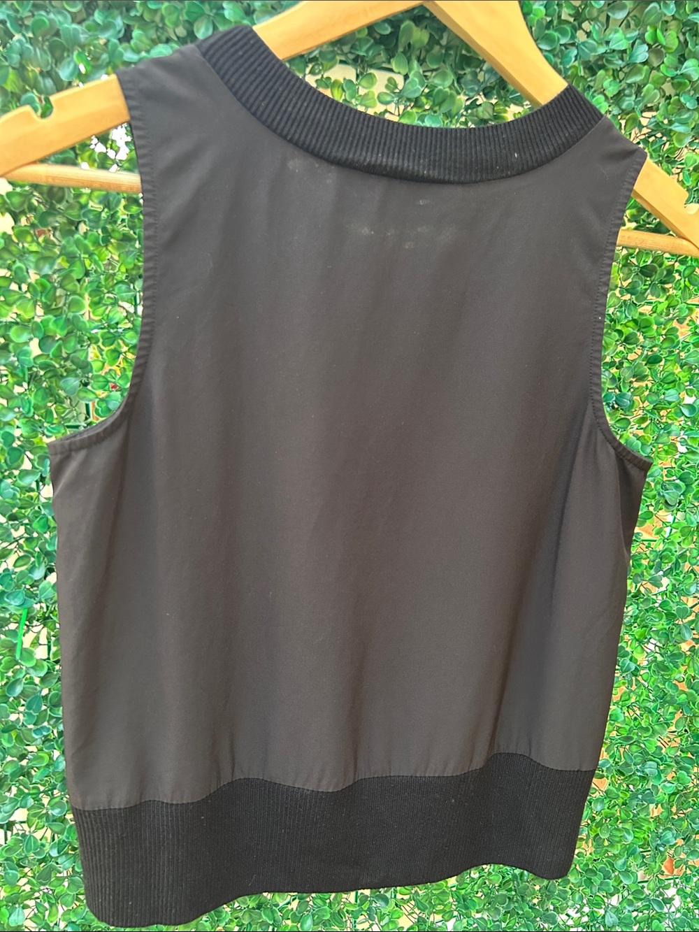 Athleta Black Sleeveless Shell Tank with Ribbed Trim XXS. - Picture 2 of 2
